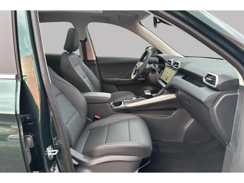 VEHICLE__CONDITION_SERVICE MG ZS HYBRID+ LUXURY GREEN 8