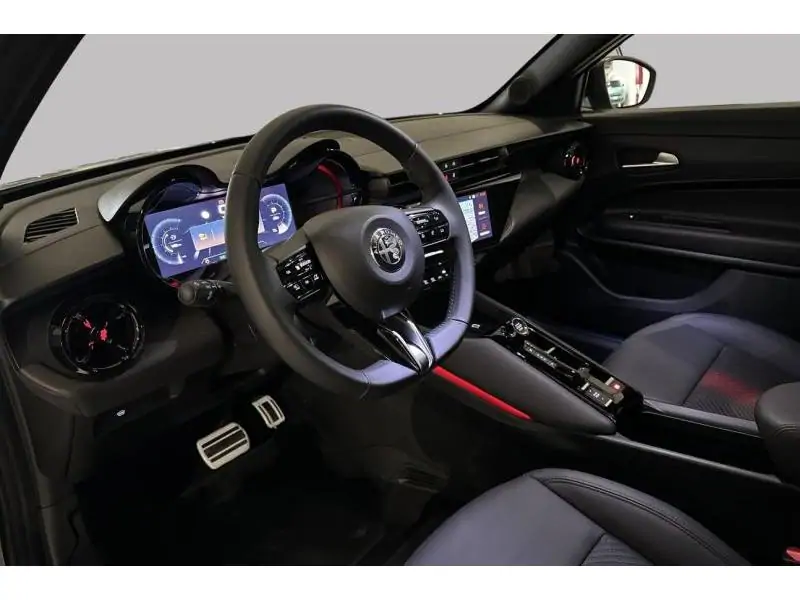 VEHICLE__CONDITION_SERVICE Alfa Romeo Junior Ibrida My25 Speciale 1.2 Hybrid 145 Edct6 BEIGE 9