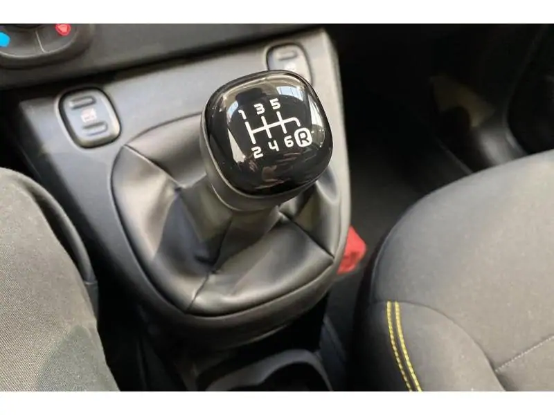 Démo Fiat Panda **0 km** BLACK 16