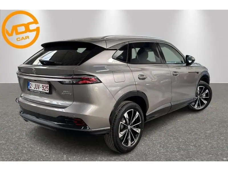 VEHICLE__CONDITION_SERVICE MG HS LUXURY HYBRID+ SILVER 3