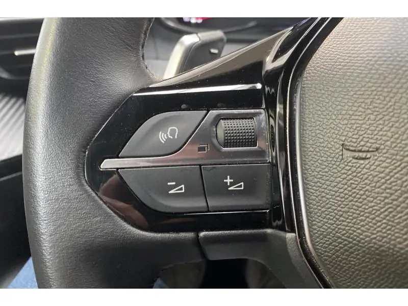 Occasion Peugeot 2008 II Allure ORANGE 24