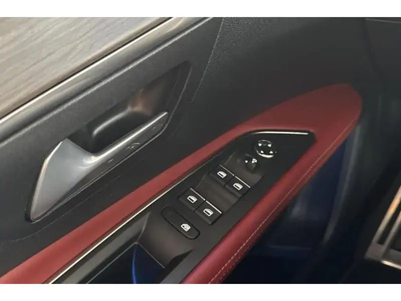 Occasion Peugeot 3008 GT RED 17