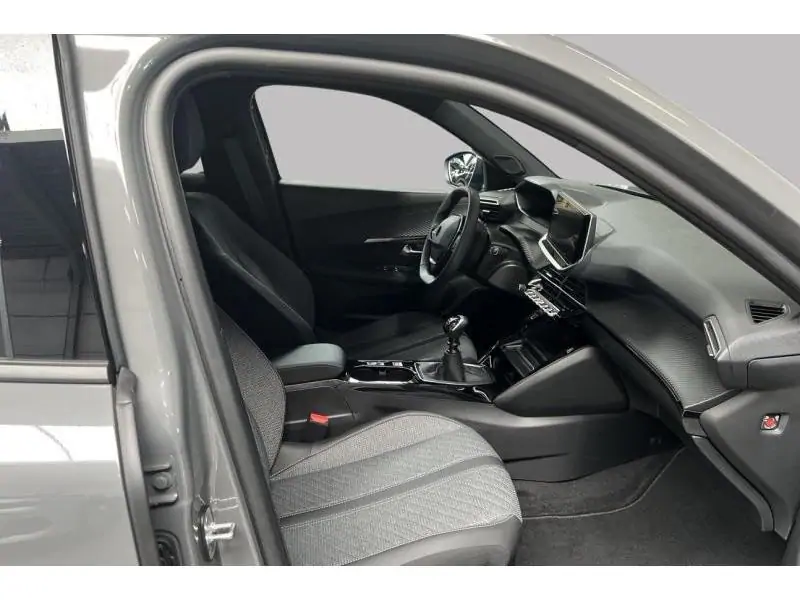 Occasion Peugeot 2008 SUV 1.2 MANUAL GREY 8