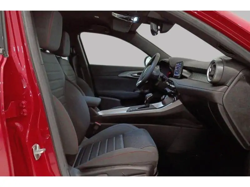 Demo Alfa Romeo Tonale Sprint Plug-in Hybrid Q4 190 RED 8