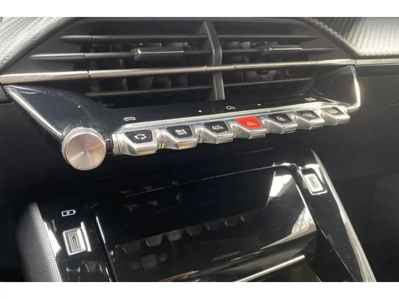 Occasion Peugeot 2008 Allure*GPS Détecteurs obs. BLACK 36