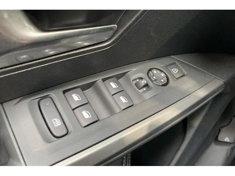 Occasion Peugeot 3008 Allure HYBRID GREY 17