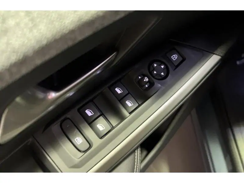 VEHICLE__CONDITION_SERVICE Peugeot 5008 ALLURE BLUE 17