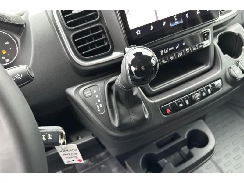 VEHICLE__CONDITION_SERVICE Peugeot Boxer 2.2 HDi 140 435 L3H2 3T trekve GREY 16