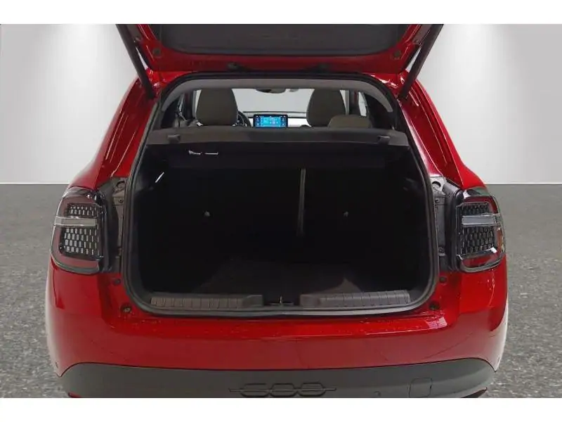 VEHICLE__CONDITION_SERVICE Fiat 600 Hybrid La Prima 136cv RED 19