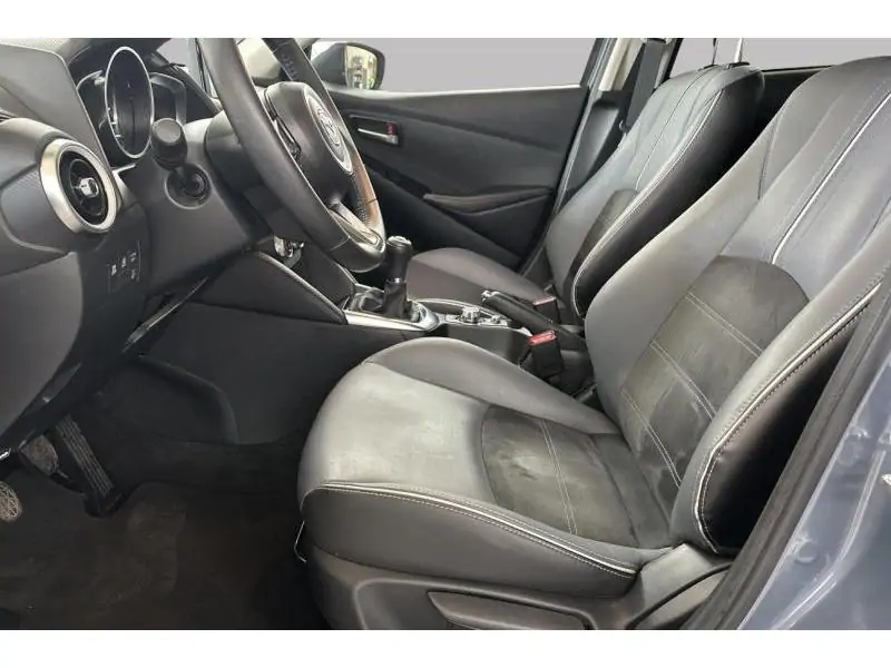 Occasion Mazda 2 OKINAMI GREY 10