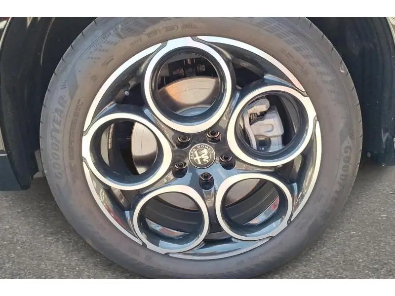 VEHICLE__CONDITION_SERVICE Alfa Romeo Tonale SPRINT PHEV 190 WHITE 20