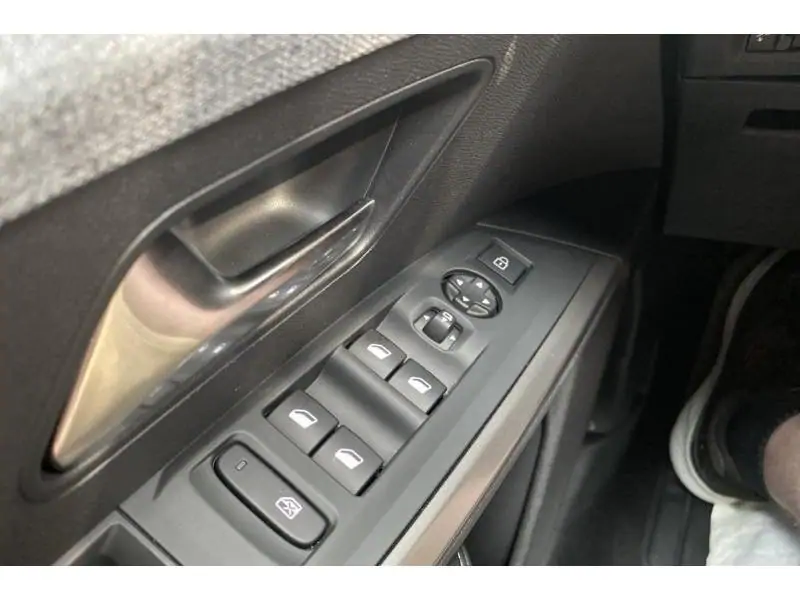 Occasion Peugeot 3008 Allure - HYBRID 145 PK GREY 17
