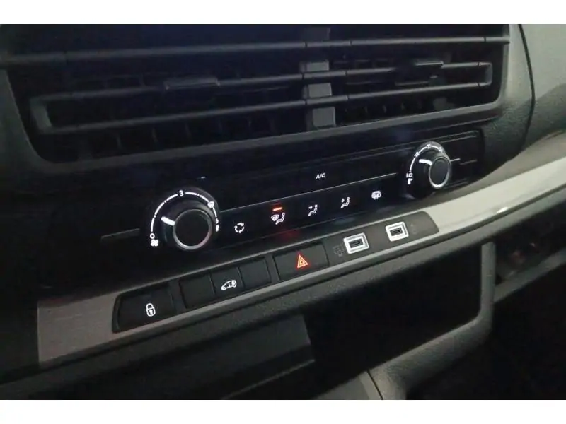 VEHICLE__CONDITION_SERVICE Peugeot Expert Standard L2 2.0 BlueHDi 145 MA WHITE 15