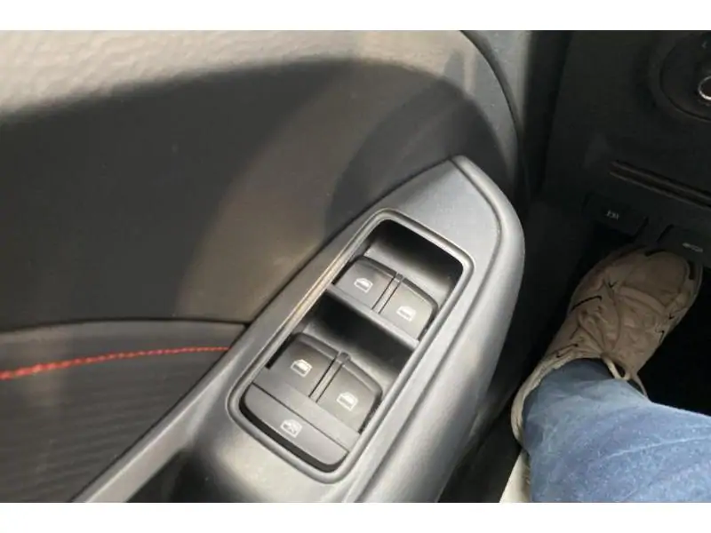 Occasion MG ZS LUXURY RED 17