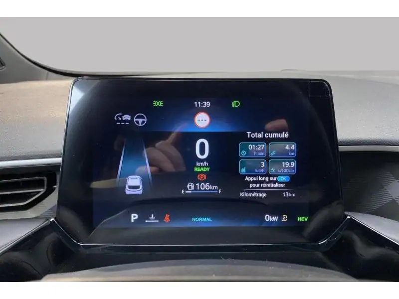 Occasion MG MG3 LUXURY HYBRID WHITE 24