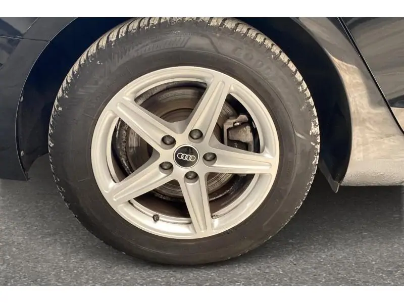 Occasion Audi A4 GPS*Attelage*Clim BLACK 23