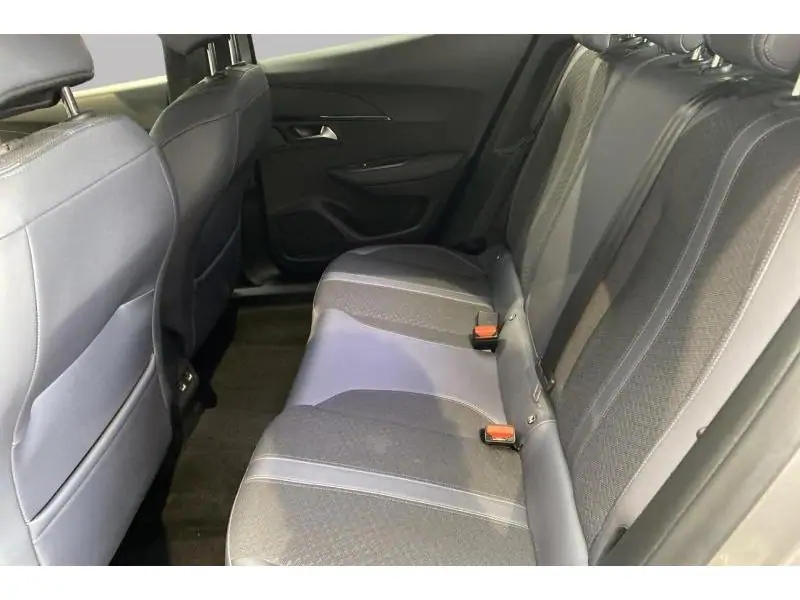 Occasion Peugeot 2008 II Allure SILVER 18