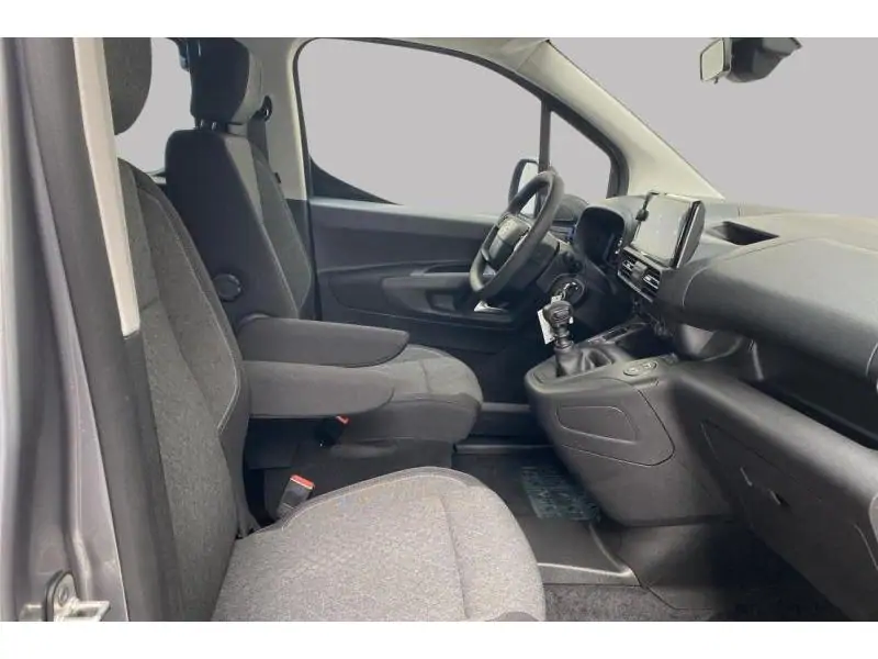 VEHICLE__CONDITION_SERVICE Opel Combo Life Life 5 places GREY 8