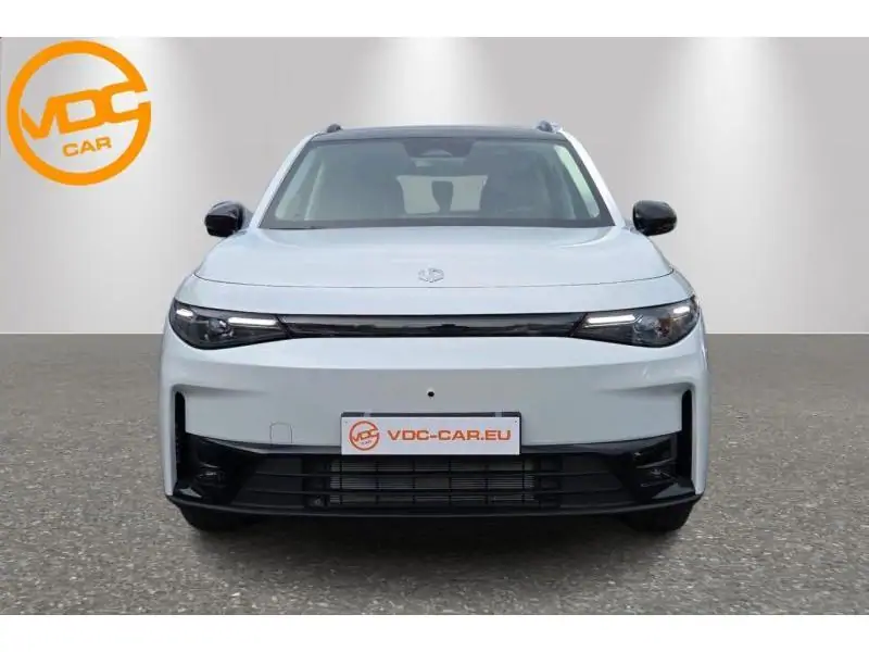 VEHICLE__CONDITION_SERVICE Leapmotor C10 DESIGN MY25 WHITE 5