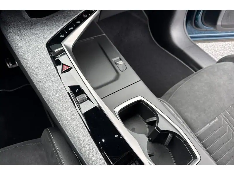 VEHICLE__CONDITION_SERVICE Peugeot 3008 GT BLUE 16