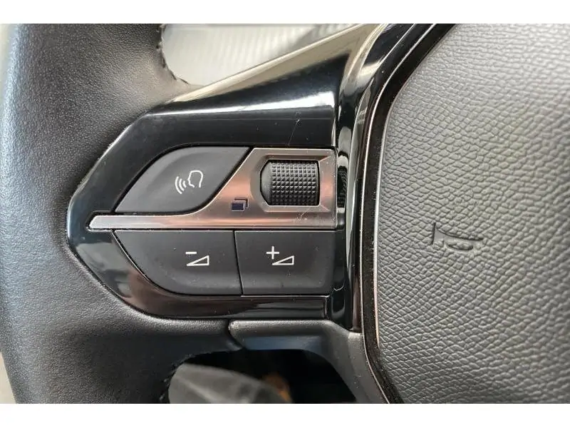 Occasion Peugeot 2008 II Allure ANTHRACITE 21