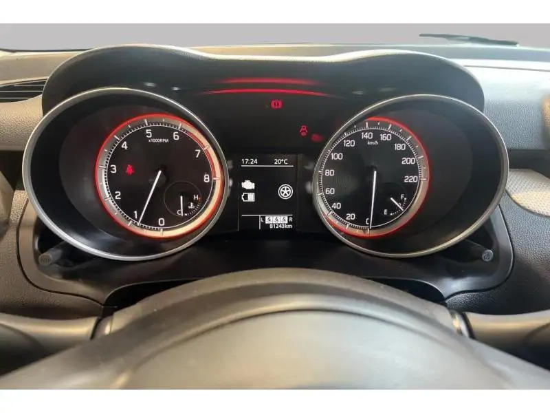 Occasion Suzuki Swift Berline MANUAL RED 13