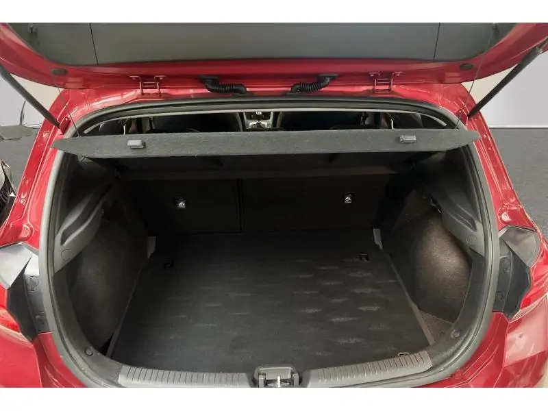Occasion Hyundai i30 1.5 T-GDi 48v Sky 5d 118kW RED 21