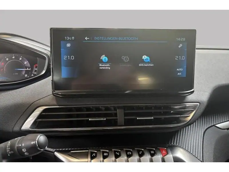 Occasie Peugeot 3008 Allure EAT8 Trekhaak BLUE 14