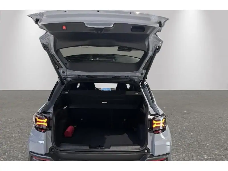 Démo Jeep Avenger E-Hybrid 4x2Altitude 1,2l 110hp E-Dct6 GREY 19