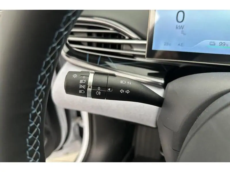 VEHICLE__CONDITION_SERVICE BYD SEAL EXCELLENCE WHITE 23