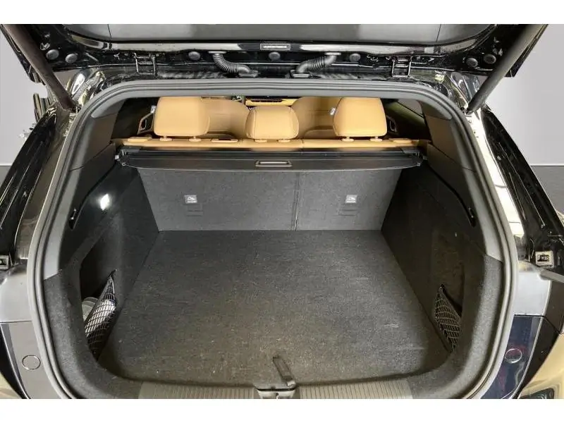 VEHICLE__CONDITION_SERVICE MG HS HEV LUXURY BLACK 19