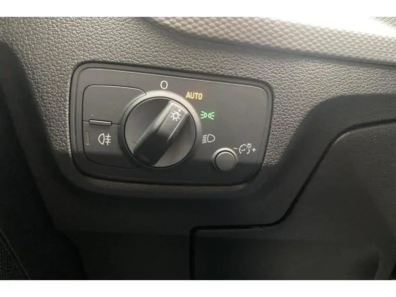 Occasion Audi Q2 1.5 TSI S-TRONIC WHITE 21