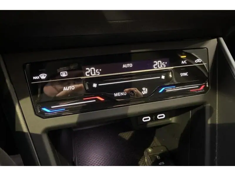 Occasion Volkswagen Taigo R-Line GREEN 15