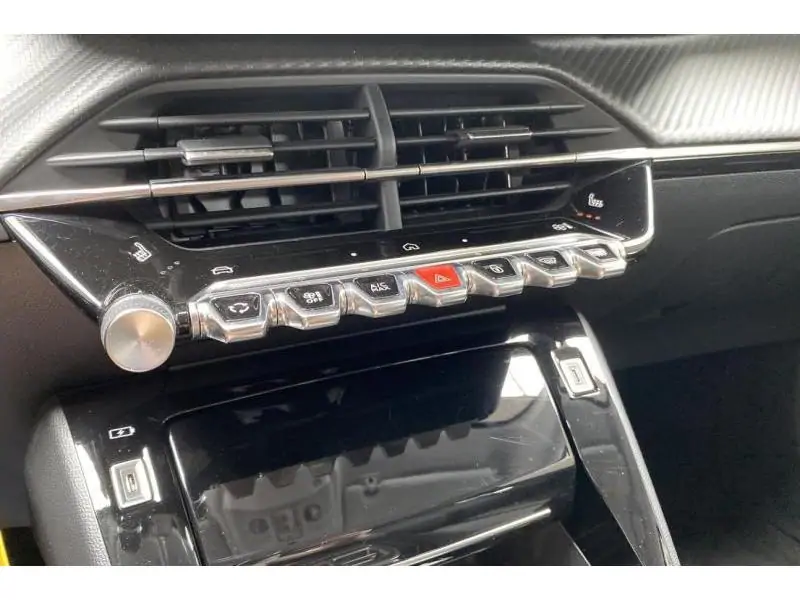 Occasion Peugeot 208 Allure Hybrid BLACK 32