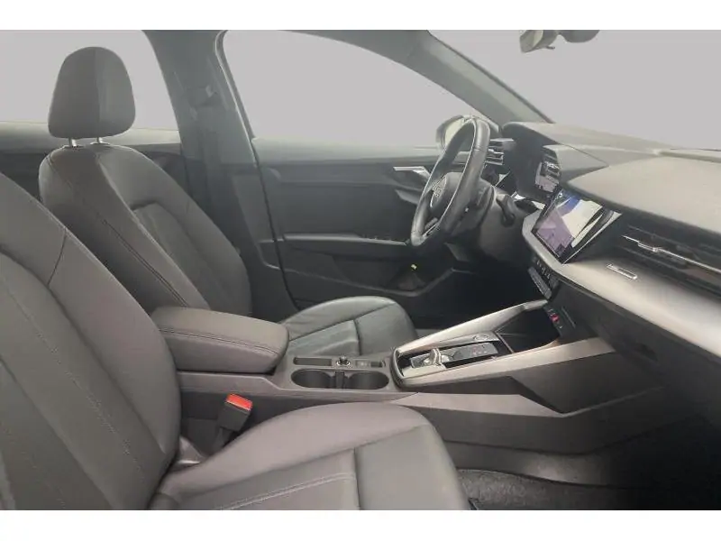 Occasion Audi A3 Sportback 30 TFSI ATTRACTION GREY 8