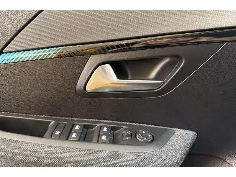 Occasion Peugeot 208 style YELLOW 17