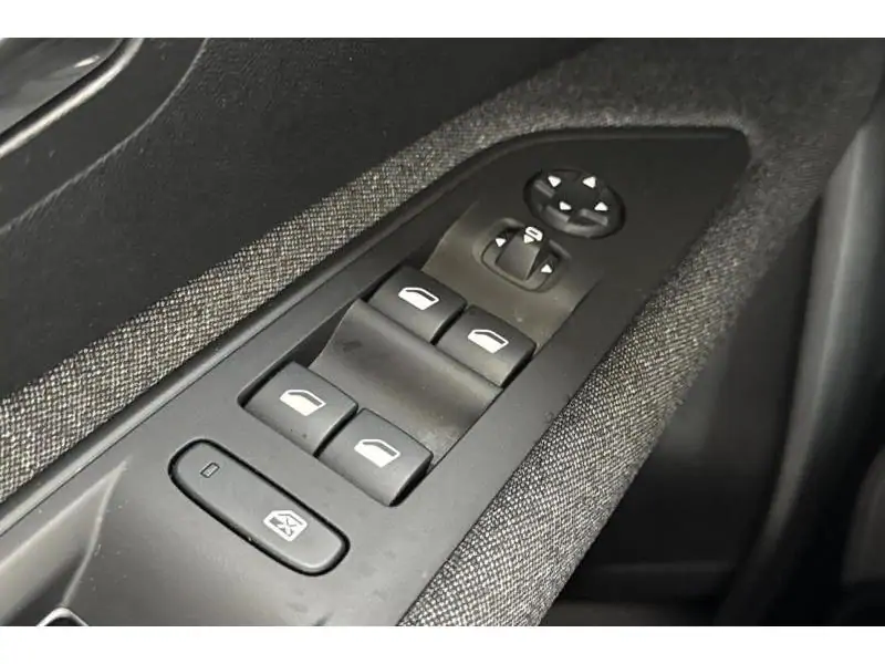 Occasion Peugeot 3008 STYLE - AUTOMAAT GREY 17