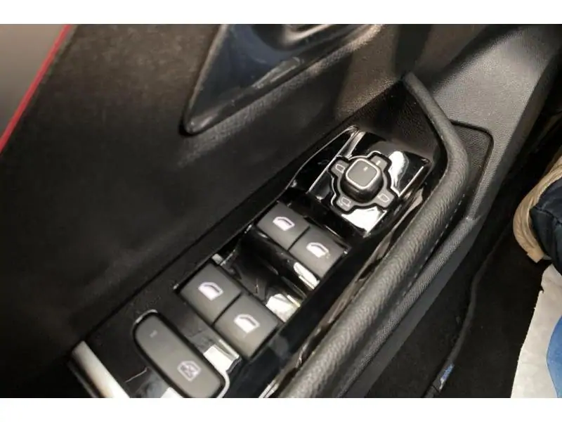 Occasion Opel Astra Gs Line BLACK 17
