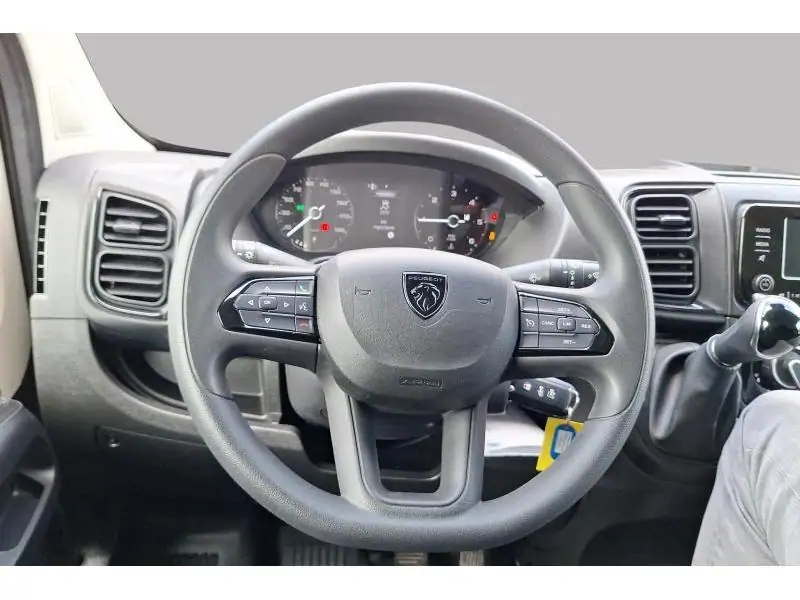 Occasion Peugeot Boxer 435 L3H2 180 auto - vloer en z BLACK 12