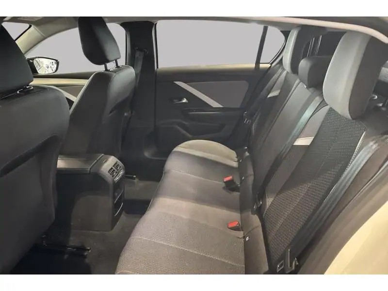 VEHICLE__CONDITION_SERVICE Opel Astra EDITION*GPS* WHITE 18