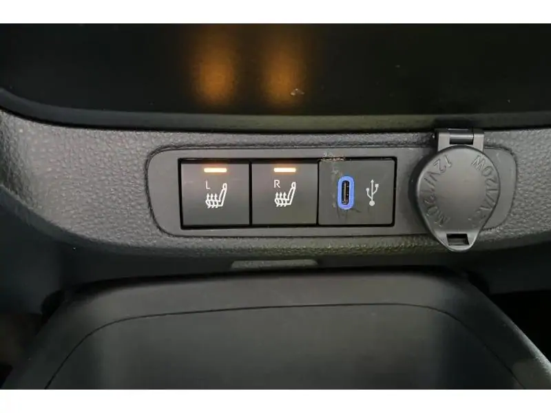 Occasion Toyota Aygo X Berline CVT WHITE 33