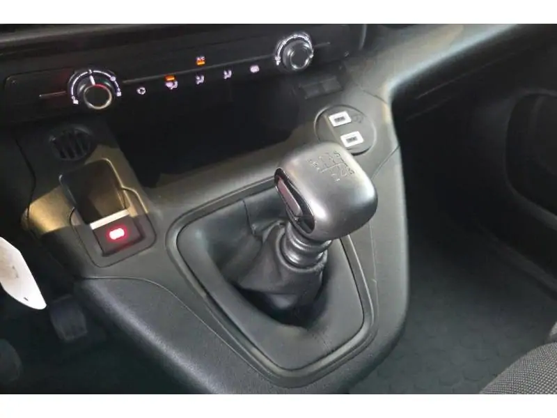 Occasion Peugeot Partner V Premium WHITE 16