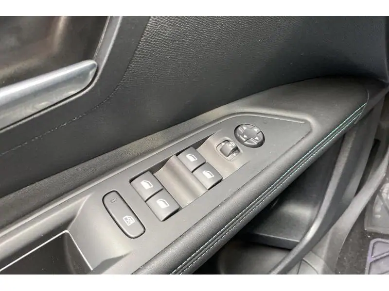 Occasion Peugeot 3008 Allure Pack HYBRID GREY 17