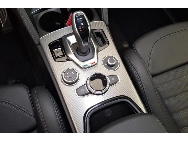 VEHICLE__CONDITION_SERVICE Alfa Romeo Stelvio Veloce 2.0 Turbo 280pk - vrij GREY 16