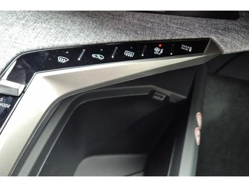 VEHICLE__CONDITION_SERVICE Peugeot 5008 ALLURE GREY 37