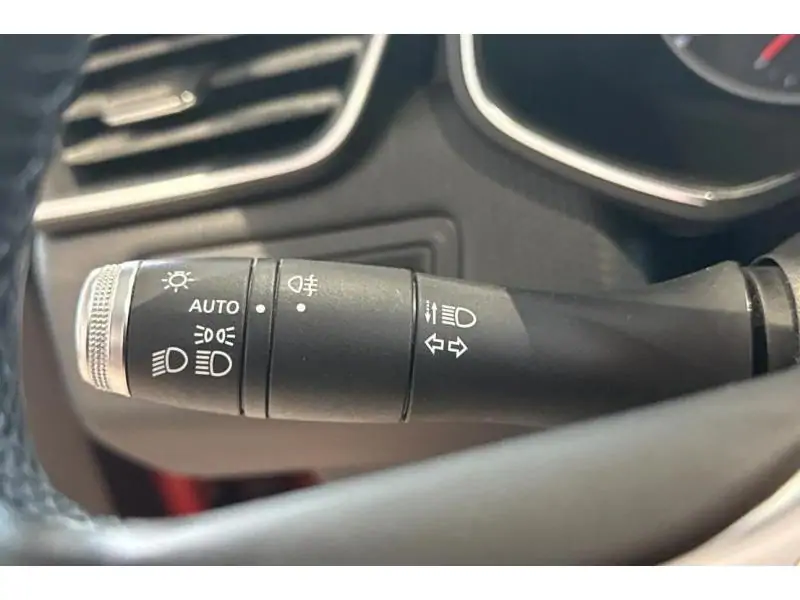 Occasion Renault Clio Corporate Edition - GPS RED 24
