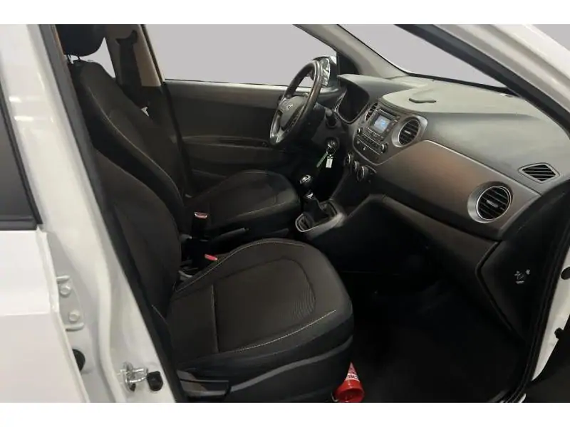 Occasion Hyundai i10 Go! WHITE 8