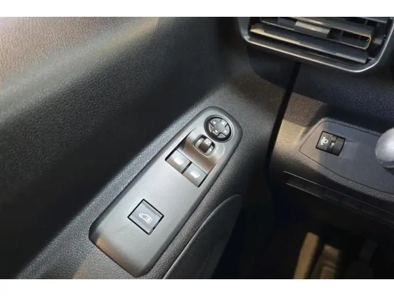 Occasion Peugeot Partner V Premium WHITE 17