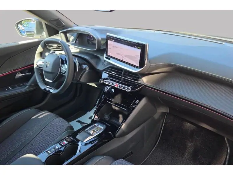 VEHICLE__CONDITION_SERVICE Peugeot 2008 GT WHITE 2