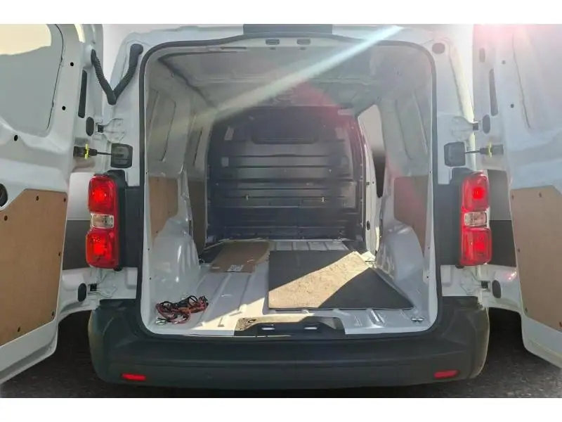 VEHICLE__CONDITION_SERVICE Citroen Jumpy IV ë- WHITE 19